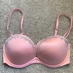 VS Very Sexy strapless bra